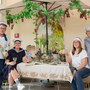 Das Team des St. Elisabeth-Stift organisierten eine bunte Woche rund um das Thema „Flusskreuzfahrt“: (v.l.) Matthias Dieckerhoff (Begleitender Dienst), Lioba Mertens-Surmann und Kathy Bernstein (Betreuungsassistenz) und Sabina von Depka (Hausleitung).